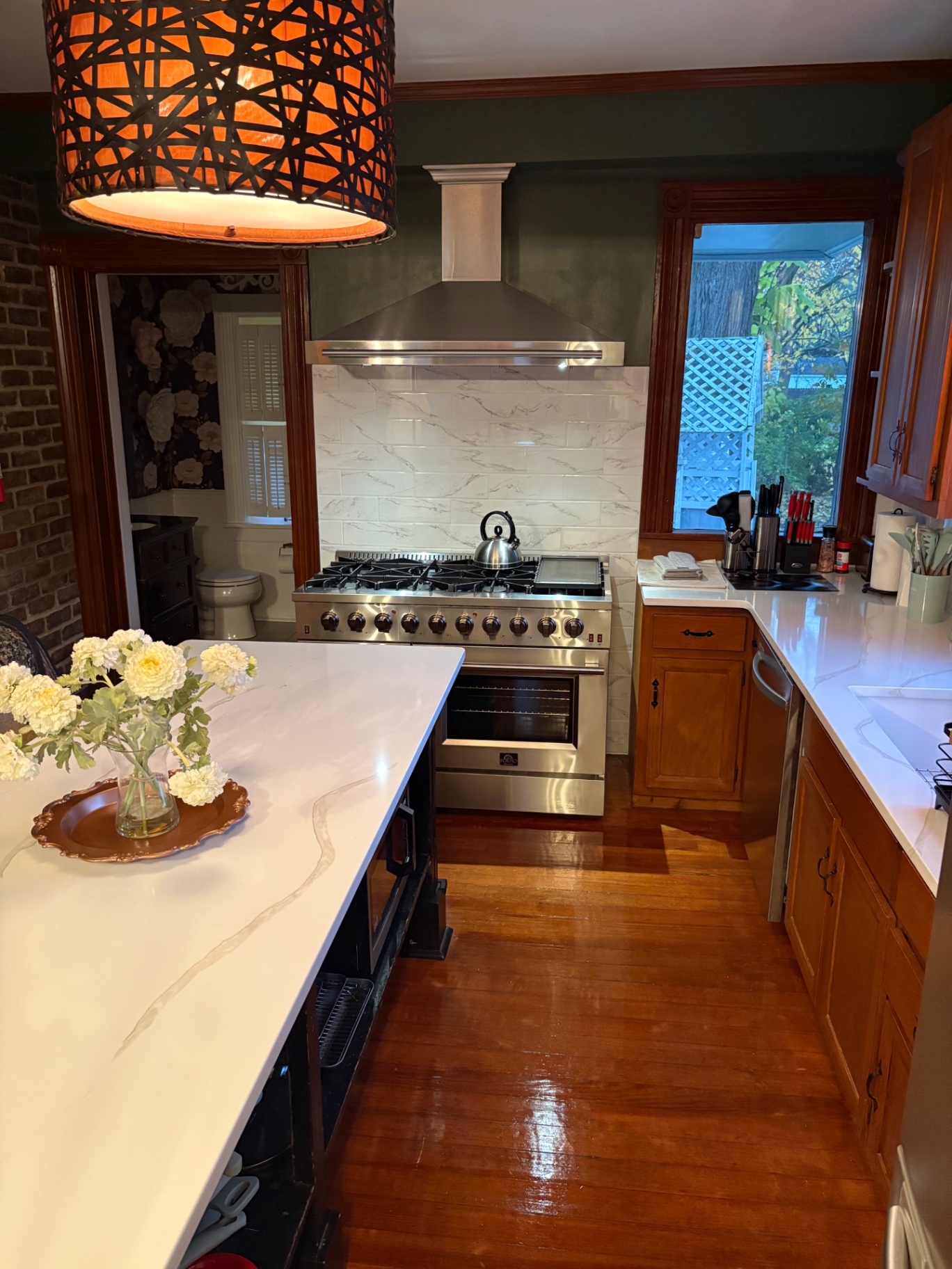 Gourmet kitchen — weekly service